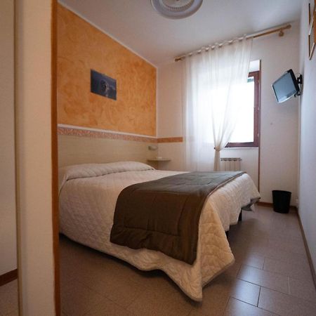 Due Torri Hotel San Severino Marche Buitenkant foto