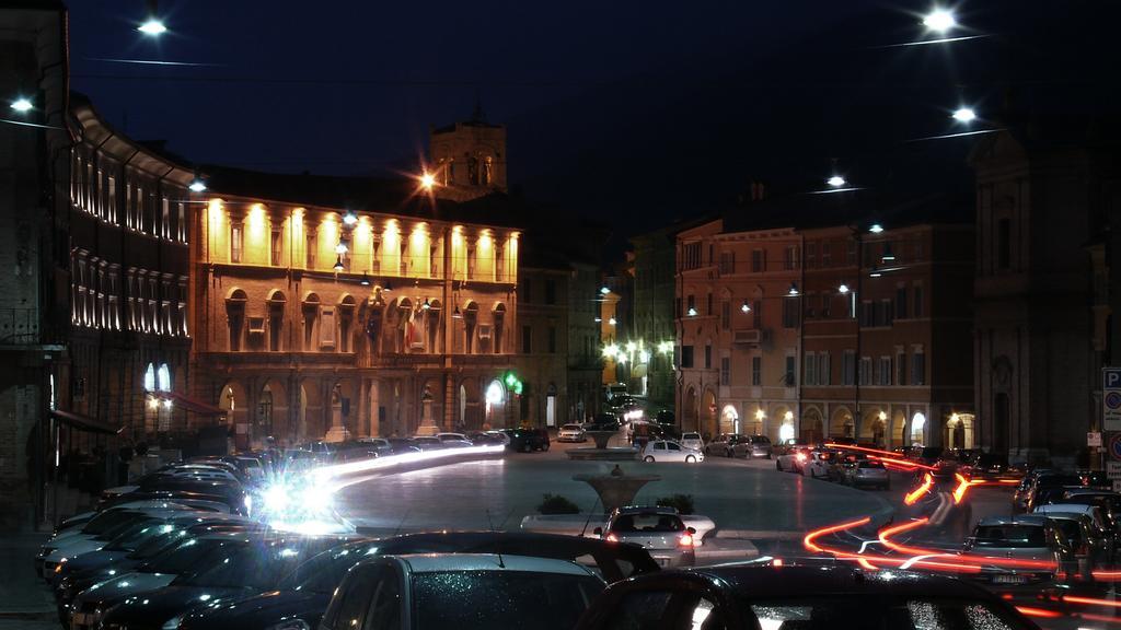 Due Torri Hotel San Severino Marche Buitenkant foto