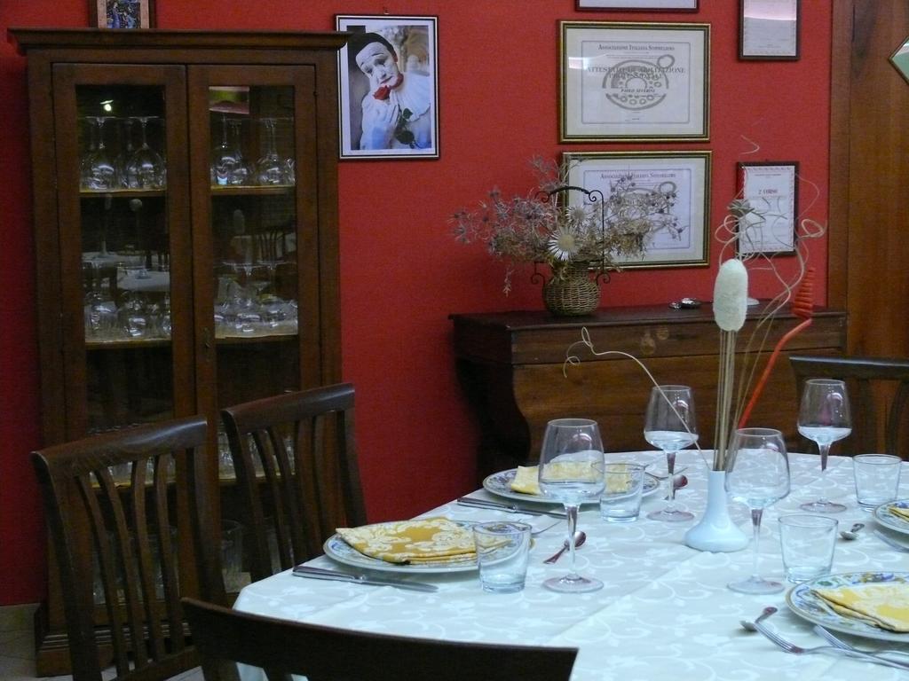 Due Torri Hotel San Severino Marche Buitenkant foto
