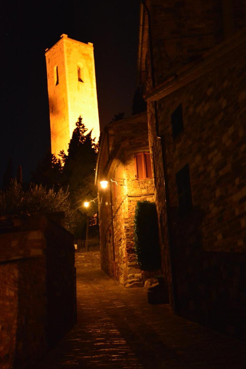 Due Torri Hotel San Severino Marche Buitenkant foto