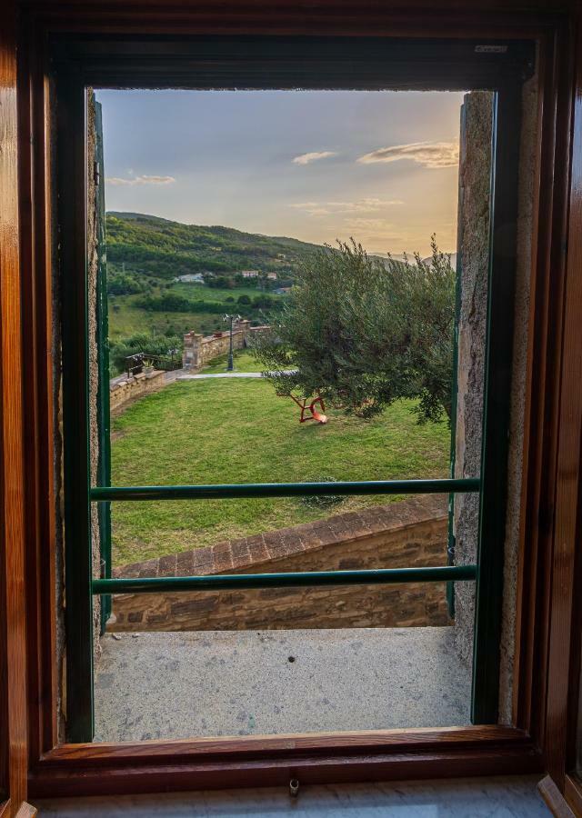 Due Torri Hotel San Severino Marche Buitenkant foto